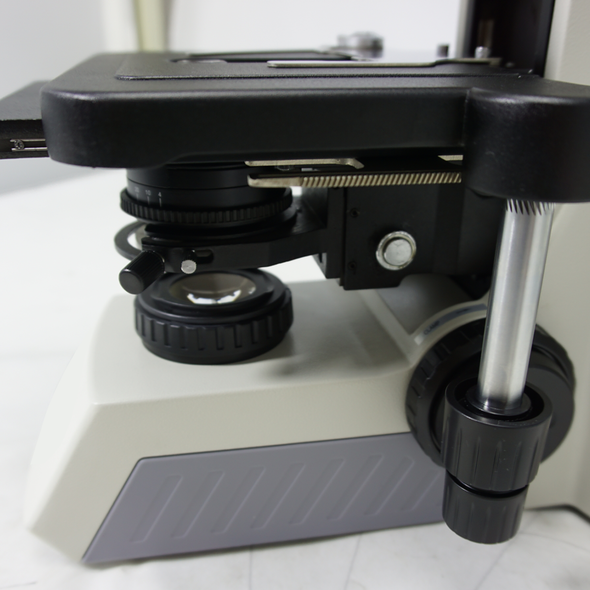 Biological Microscope